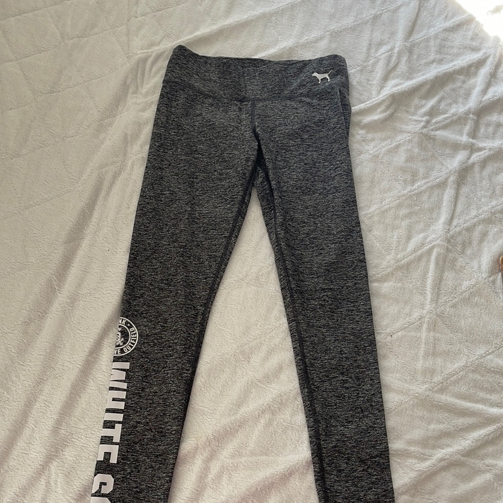 VICTORIA’S SECRET PINK - WHITE SOX LEGGINGS